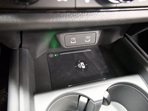 Certified 2025 Honda HR-V Sport image 24