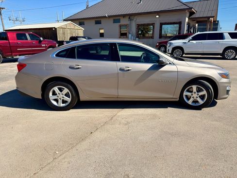 Used 2024 Chevrolet Malibu LT image 6