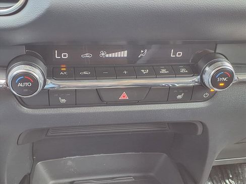 Used 2025 MAZDA CX-30 AWD 2.5 S w/ Premium Package image 12