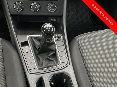 Used 2019 Volkswagen Jetta S image 16