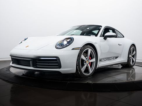 Certified 2022 Porsche 911 Carrera S image 1