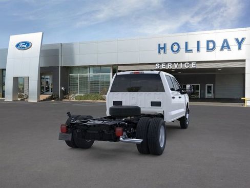 New 2026 Ford F350 4x4 Crew Cab DRW Super Duty image 8
