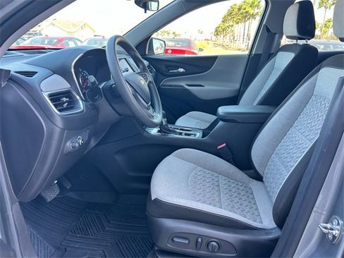 Used 2023 Chevrolet Equinox LT image 23