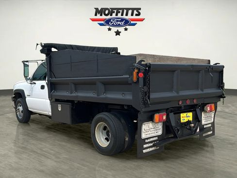 Used 2006 Chevrolet Silverado 3500 W/T w/ Snow Plow Prep Package image 7