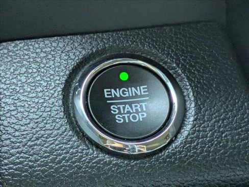 Used 2019 Ford Expedition XLT w/ Equipment Group 202A image 12