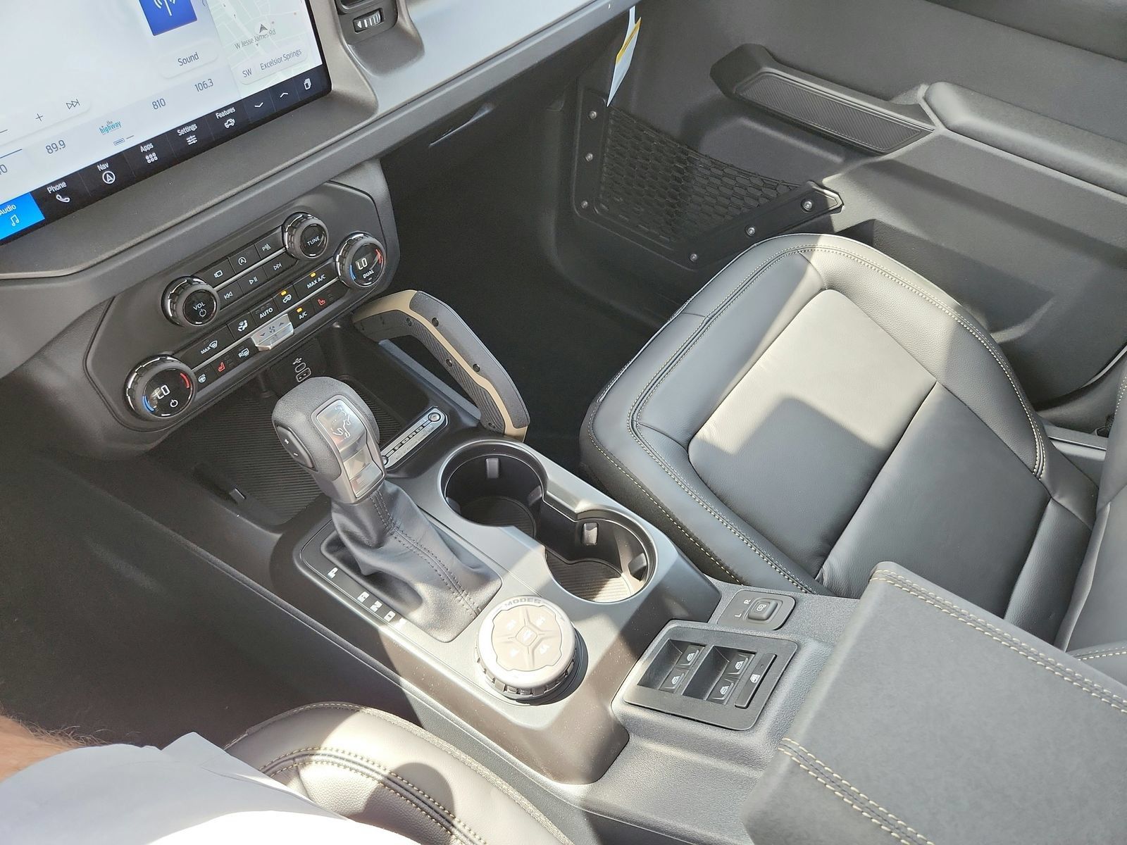 New 2026 Ford Bronco Badlands AWD/4WD image 17
