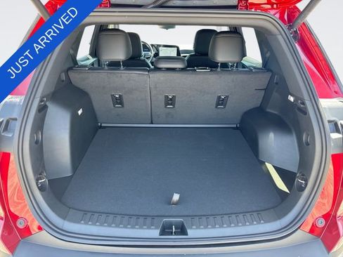 New 2026 Chevrolet Equinox LT w/ Convenience Package II FWD image 24