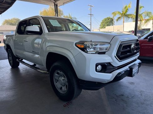 Used 2021 Toyota Tacoma SR5 image 8