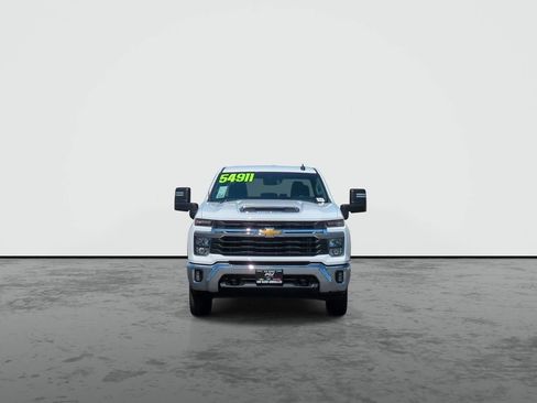 Used 2025 Chevrolet Silverado 2500 LT w/ Convenience Package AWD/4WD image 3