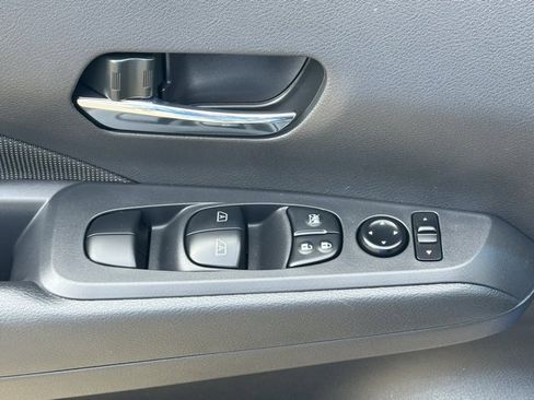 Certified 2024 Nissan Kicks SV w/ Interior Electronics Package image 21