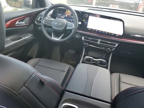 New 2026 Chevrolet Traverse Z71 w/ Driver Confidence Package image 12