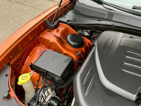 Used 2011 Dodge Charger SE image 39