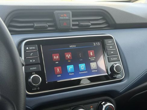 New 2025 Nissan Versa SV w/ Trunk Package image 23