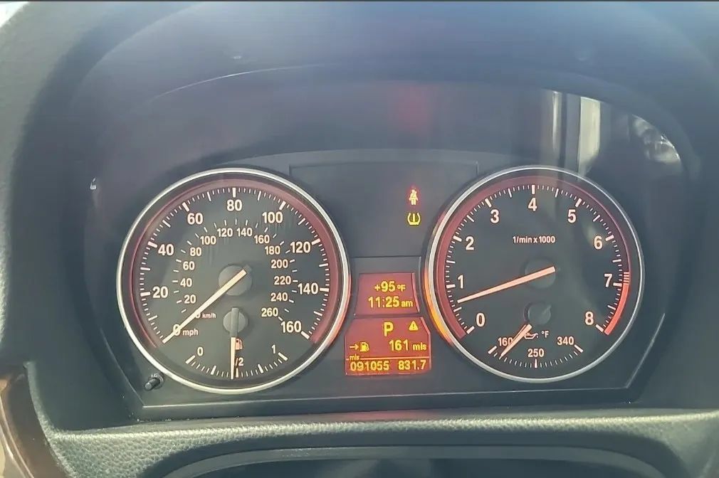 Used 2012 BMW 328i Convertible RWD image 40