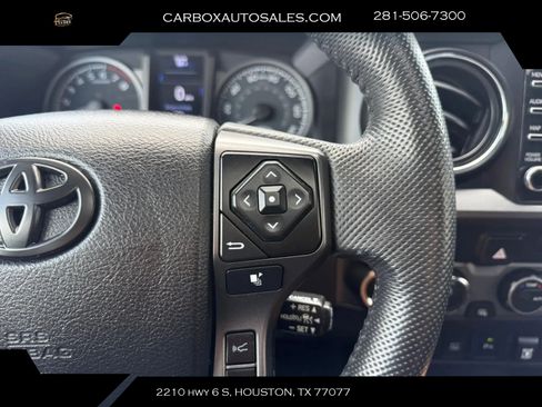 Used 2021 Toyota Tacoma TRD Pro AWD/4WD image 11