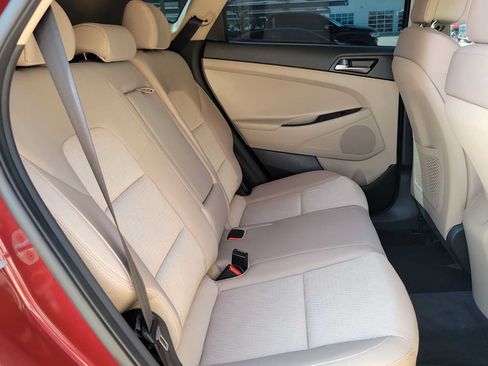 Used 2016 Hyundai Tucson Sport FWD image 17