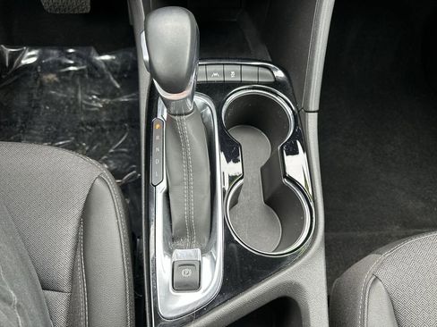 Used 2025 Buick Encore GX Preferred image 27