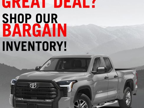 Used 2023 Subaru Crosstrek 2.0i Premium image 9