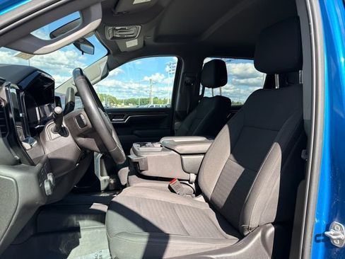 Used 2024 Chevrolet Silverado 1500 RST AWD/4WD image 12