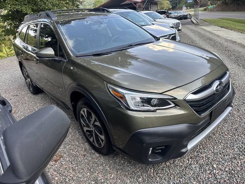 Used 2020 Subaru Outback Limited w/ Popular Package #2 AWD/4WD image 3