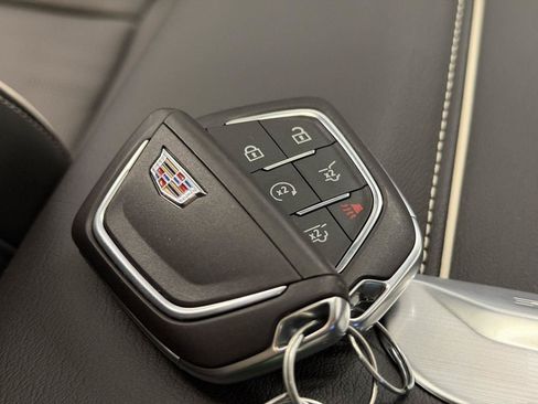 Used 2026 Cadillac Escalade ESV Sport AWD/4WD image 59
