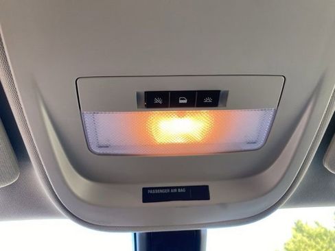 Used 2021 Chevrolet Colorado W/T w/ WT Convenience Package image 17