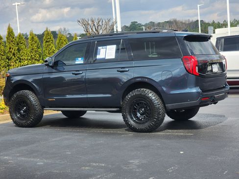Used 2025 Ford Expedition Tremor image 9