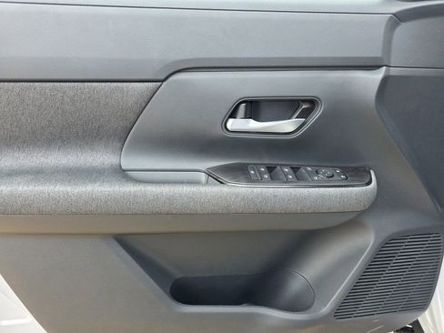 New 2026 Nissan Kicks SV w/ SV Premium Package image 12