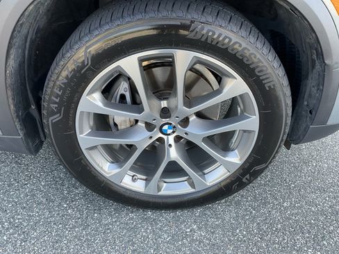 Used 2024 BMW X5 xDrive40i w/ Premium Package AWD/4WD image 25