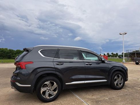 Used 2022 Hyundai Santa Fe SEL w/ Convenience + Premium Package FWD image 6