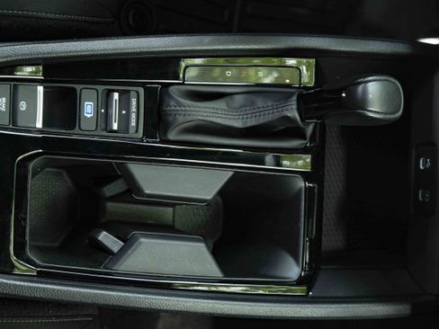 Used 2024 Honda Accord Sport image 27