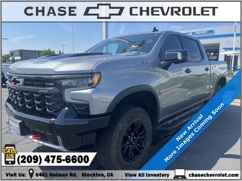 Used 2023 Chevrolet Silverado 1500 ZR2 w/ Technology Package AWD/4WD image 1