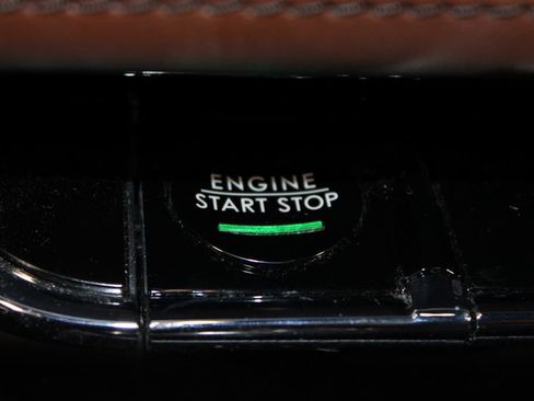 Used 2022 Lincoln Nautilus Reserve w/ Equipment Group 201A image 28