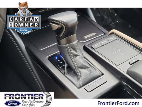 Used 2020 Lexus ES 350 w/ Premium Package image 25