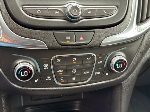 Certified 2024 Chevrolet Equinox LT w/ LPO, Floor Liner Package image 18