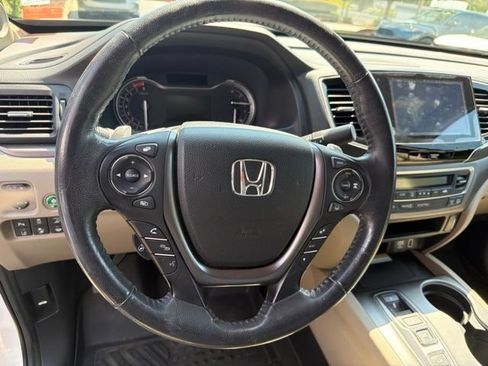Used 2023 Honda Ridgeline RTL-E image 12