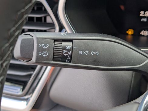 New 2026 GMC Canyon Elevation w/ Convenience Package image 25