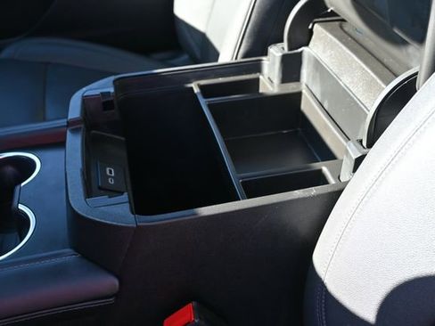 Used 2023 Chevrolet Tahoe LT w/ Luxury Package image 25