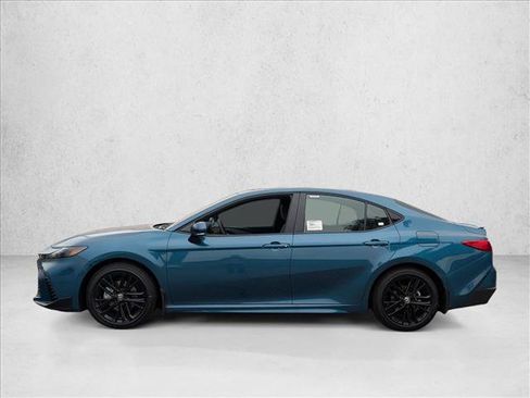 New 2026 Toyota Camry SE image 5