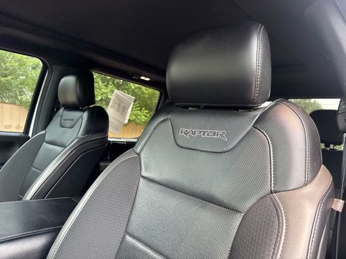 Used 2019 Ford F150 Raptor w/ Equipment Group 802A Luxury AWD/4WD image 12