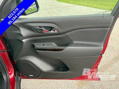 Used 2021 GMC Acadia AT4 w/ Technology Package AWD/4WD image 29