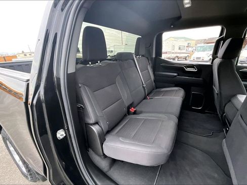 Used 2025 Chevrolet Silverado 1500 LT image 28