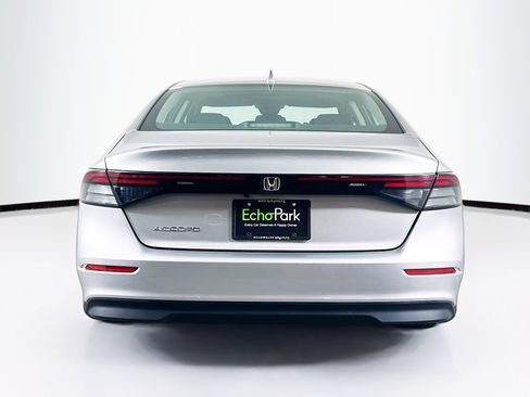 Used 2024 Honda Accord EX image 7