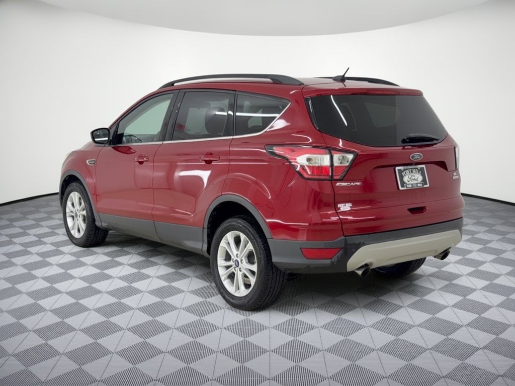 Used 2018 Ford Escape SE FWD image 3