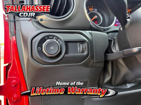Used 2023 Jeep Wrangler Unlimited Sport AWD/4WD image 29