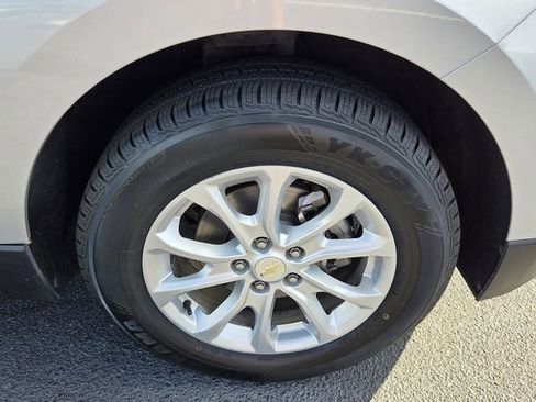 Used 2018 Chevrolet Equinox LS FWD image 8