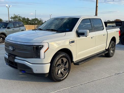 Used 2024 Ford F150 Lightning Lariat AWD/4WD image 11