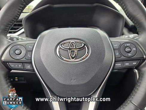Used 2022 Toyota RAV4 SE image 24