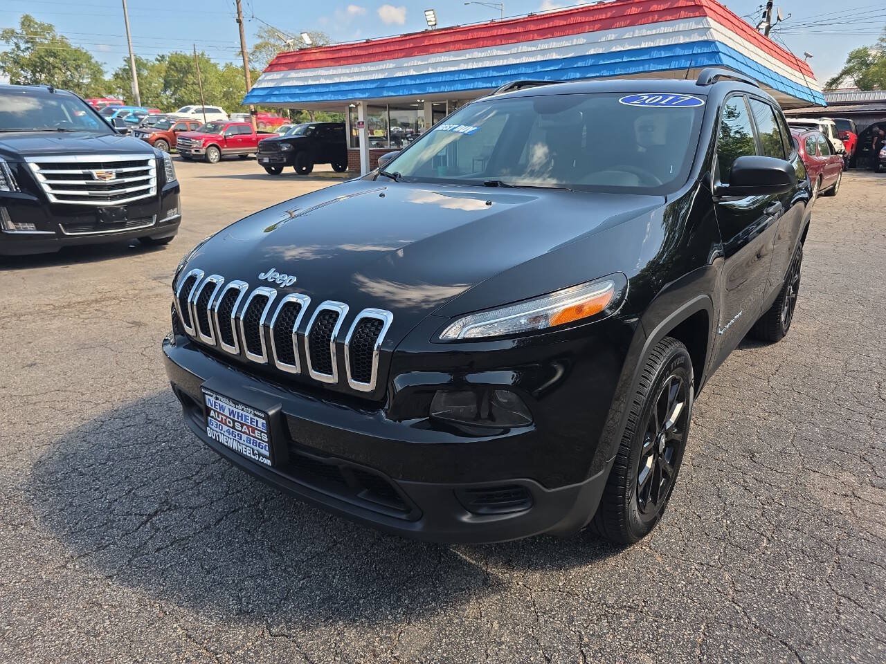 Used 2017 Jeep Cherokee Sport AWD/4WD image 1