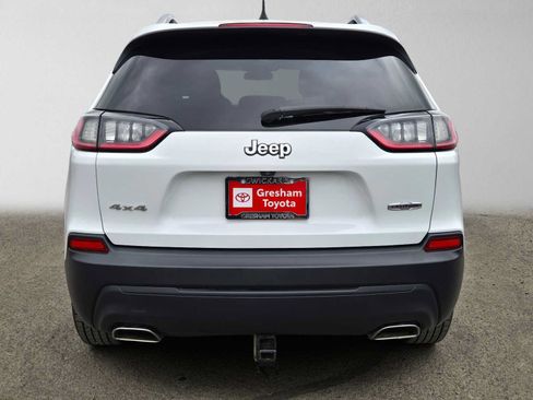 Used 2019 Jeep Cherokee Latitude w/ Popular Appearance Group AWD/4WD image 5